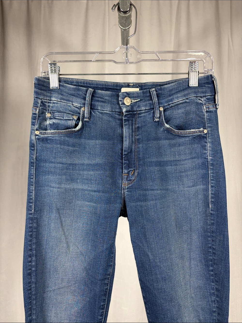 Mother The Looker Skinny Jeans in Turn of Tide. - Picture 6 of 14